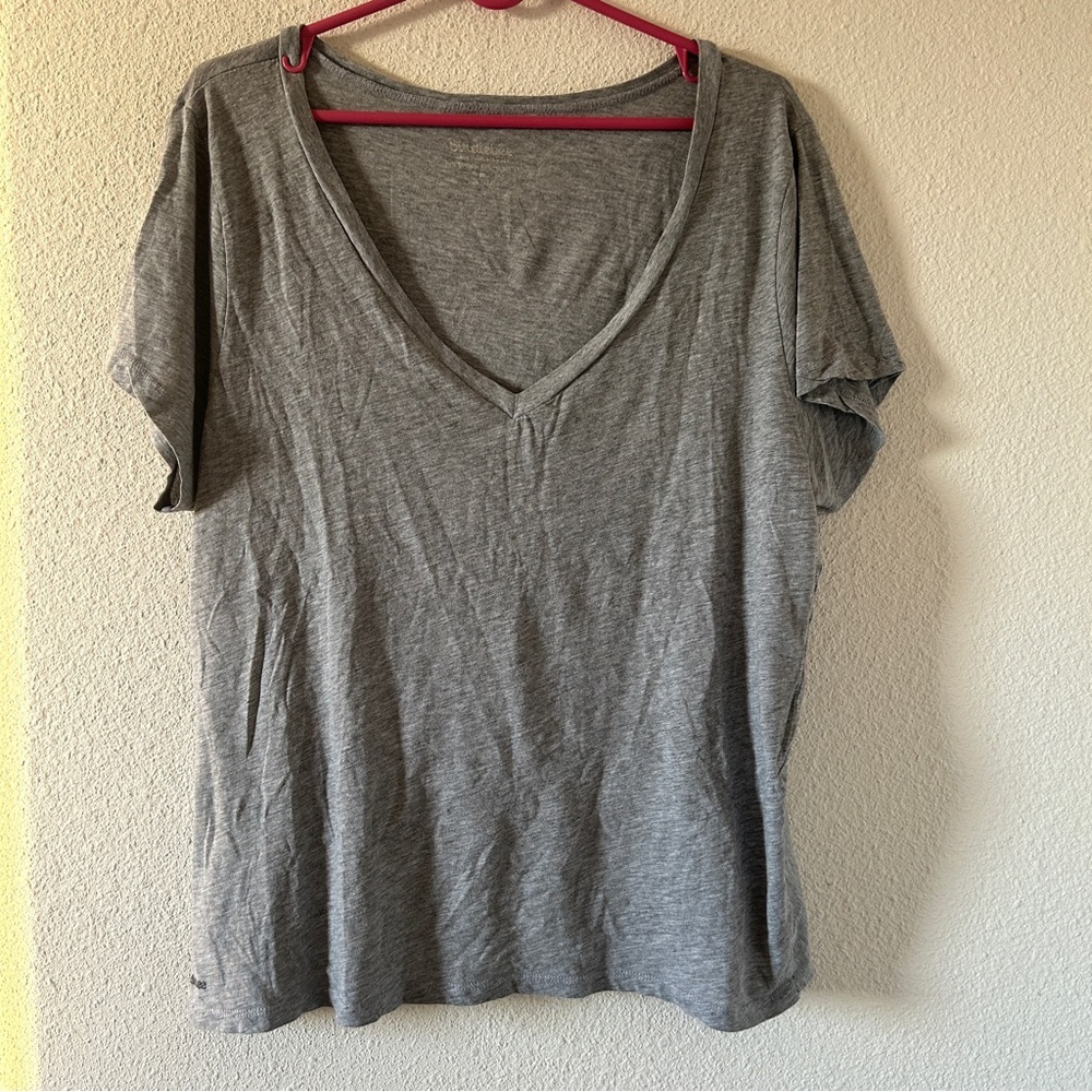 Birdiebee Casual Everyday Comfort Boho Vneck Tshirt Normcore Women’s Medium Gray